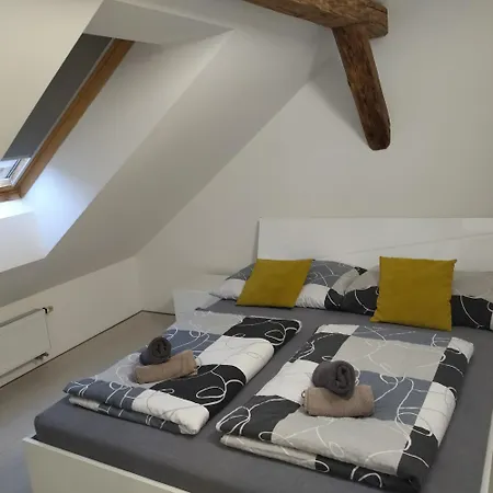 Apartmany S Vyhledem Na Zamek Vimperk Exterior foto