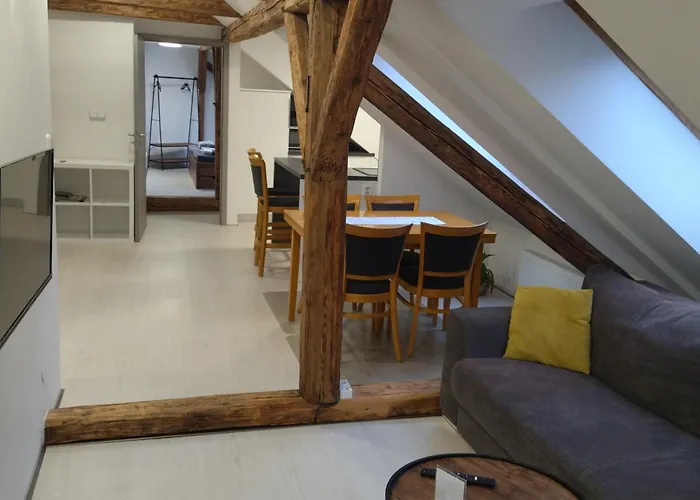 Apartmany S Vyhledem Na Zamek